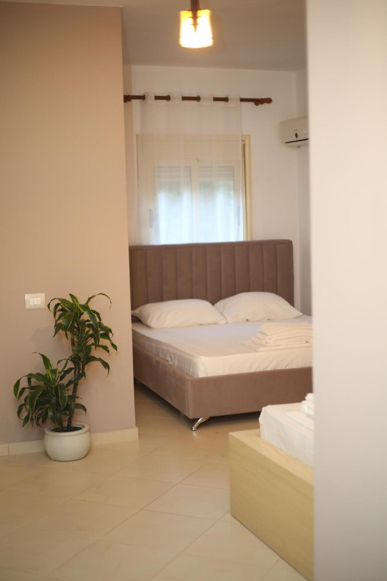 Tekb Rooms & Apartments Vlore Exterior photo