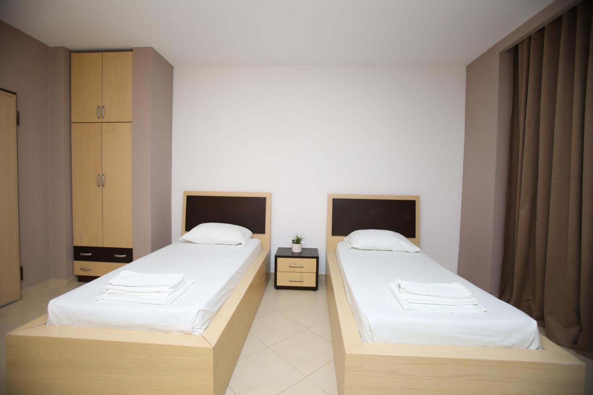 Tekb Rooms & Apartments Vlore Exterior photo